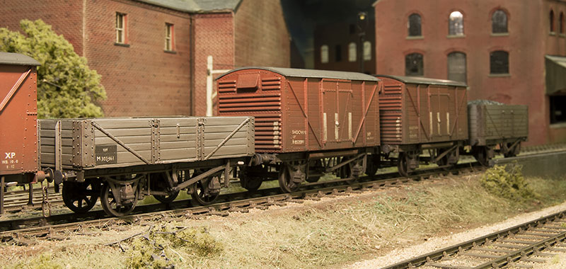 repeated-wagons.jpg